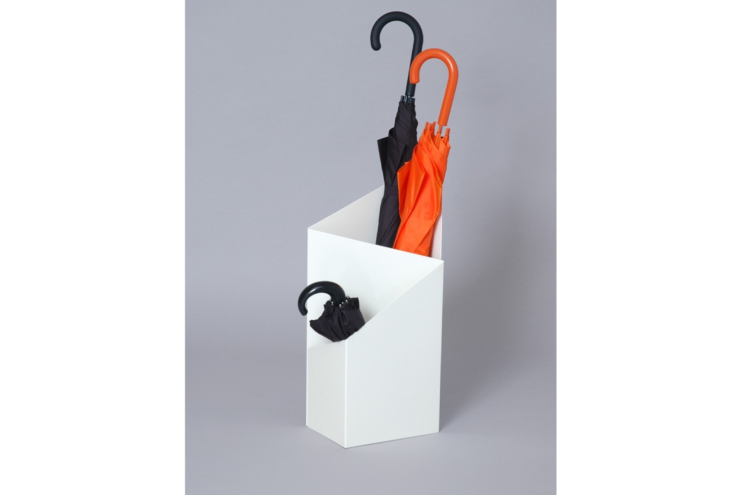 ヴィアの通販 | 家具・インテリア通販 MAARKET マーケット