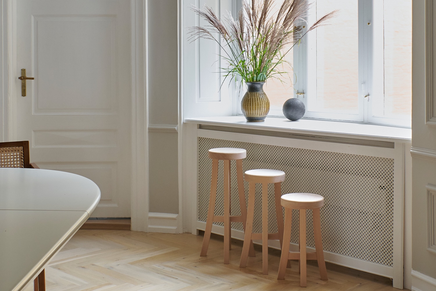 ナヤ スツールの通販 | 家具・インテリア通販 MAARKET マーケット