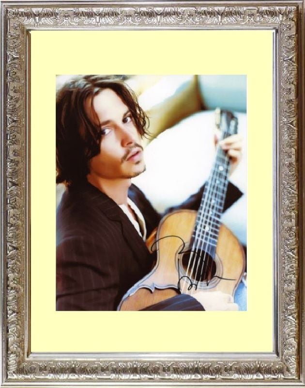 Johnny Depp ジョニー デップ 直筆サイン PHOTO | ハリウッド男優 (F-N