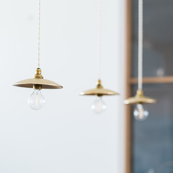 ペンダントランプ 円盤｜FUTAGAMIオンラインショップ「家と真鍮」