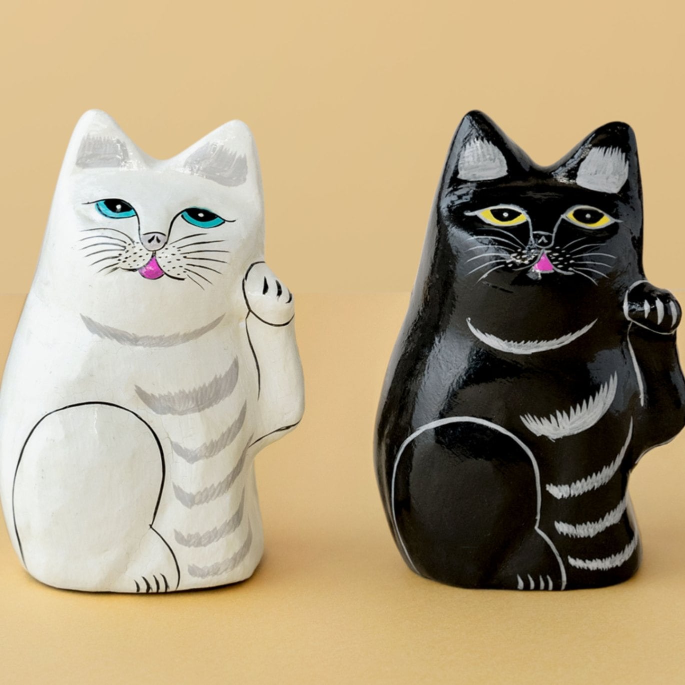 インドの招き猫 - PAPER MACHE CAT DOLL - （2color）
