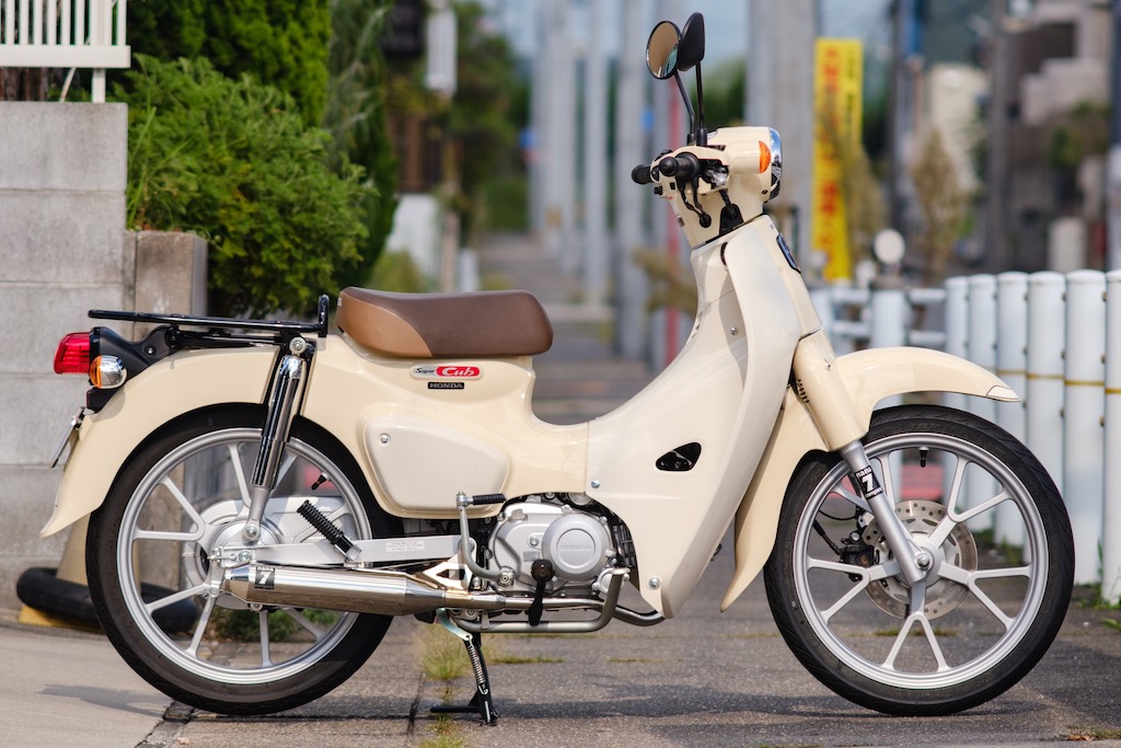 アウトスタンディングモーターサイクル｜ナナカンパニー スーパーカブ