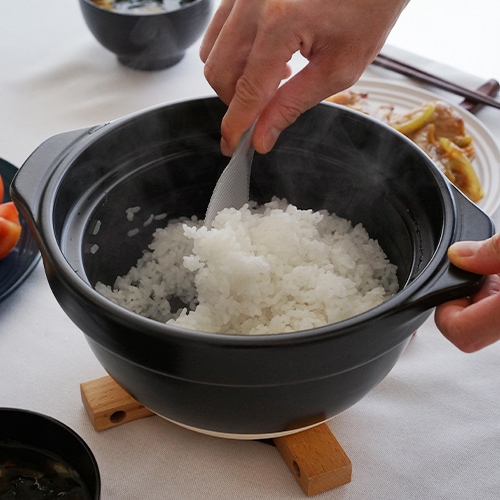 HARIO ハリオ フタがガラスのご飯釜2~3合 GNR-200-B-Wの通販【FLICKCART】