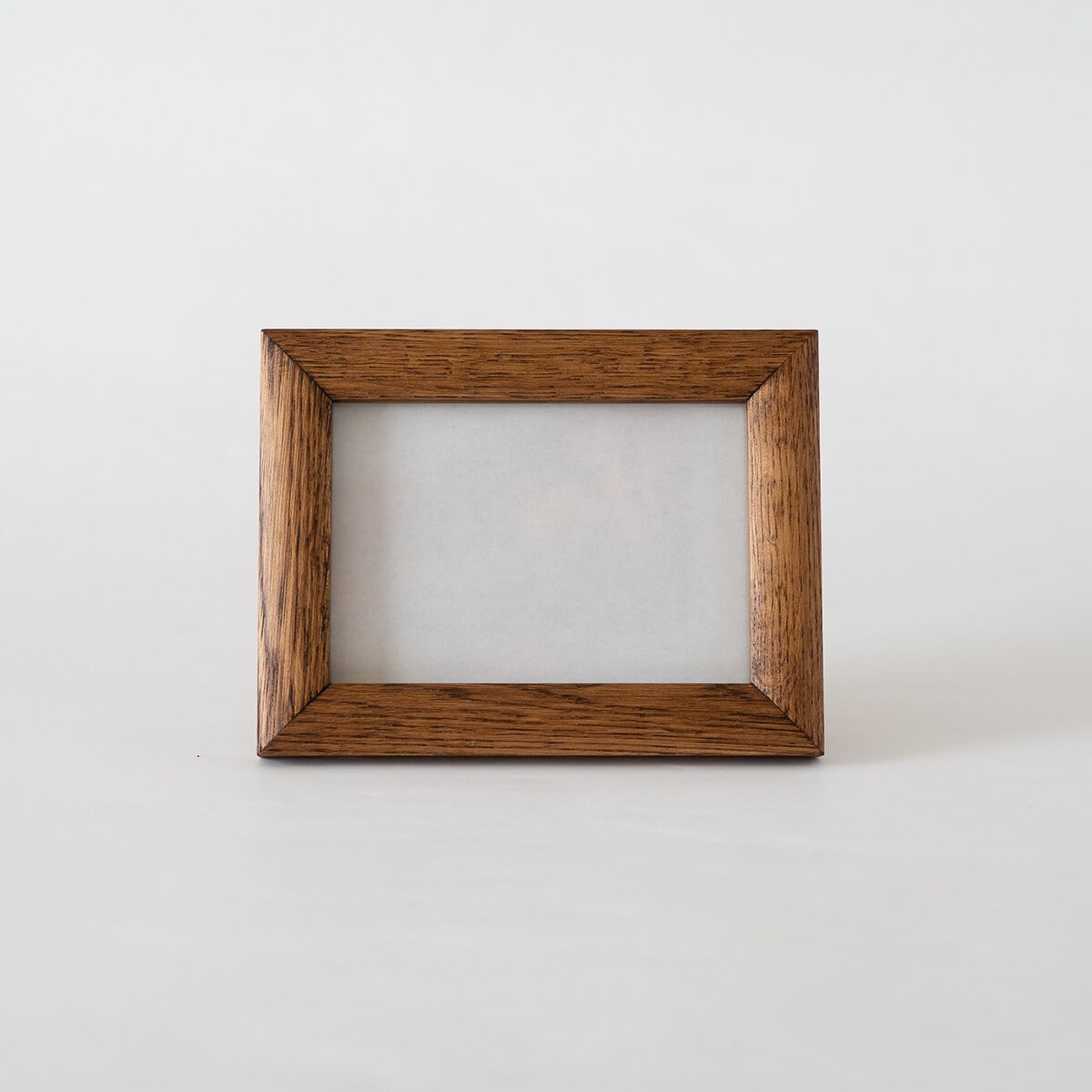 クラシックフレーム L判 【無垢のナラ材を使い、木組みの伝統工法を