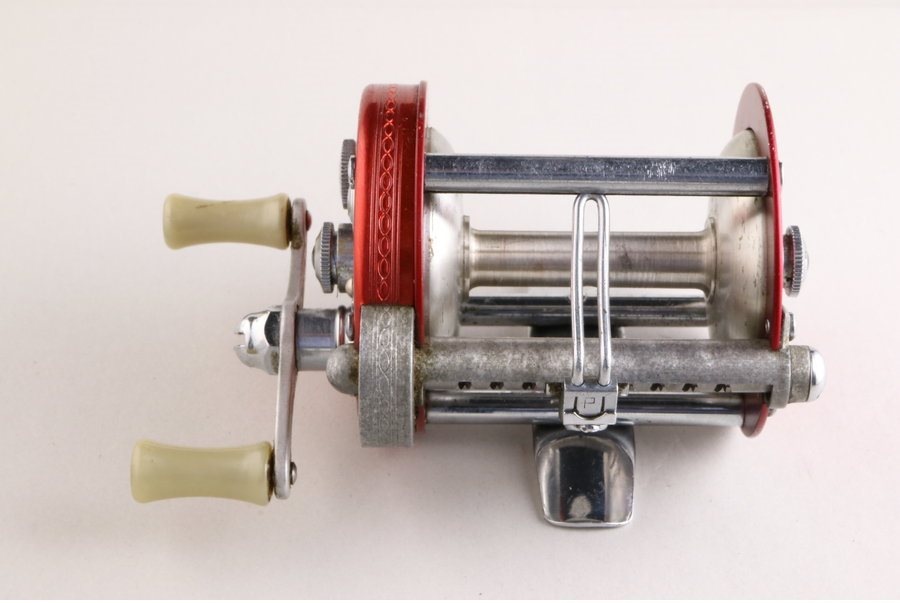 PFLUEGER,NOBBY,NO.1960,DELUXE,フルーガー,ノビー,ダイレクトリール