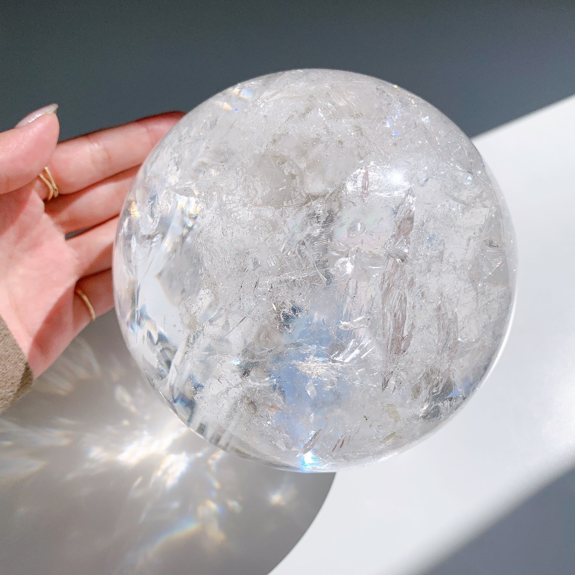 レインボー水晶 丸玉 | スフィア（丸玉） | Crystals by Purely