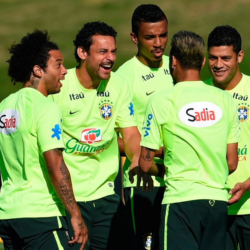 ブラジル代表トレーニングシャツ【人気スポンサー付きイエロー】練習着