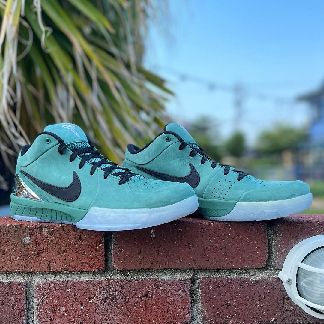 NIKE KOBE 4 PROTRO 'GIRL DAD' ナイキ コービー 4 プロトロ 【MEN'S