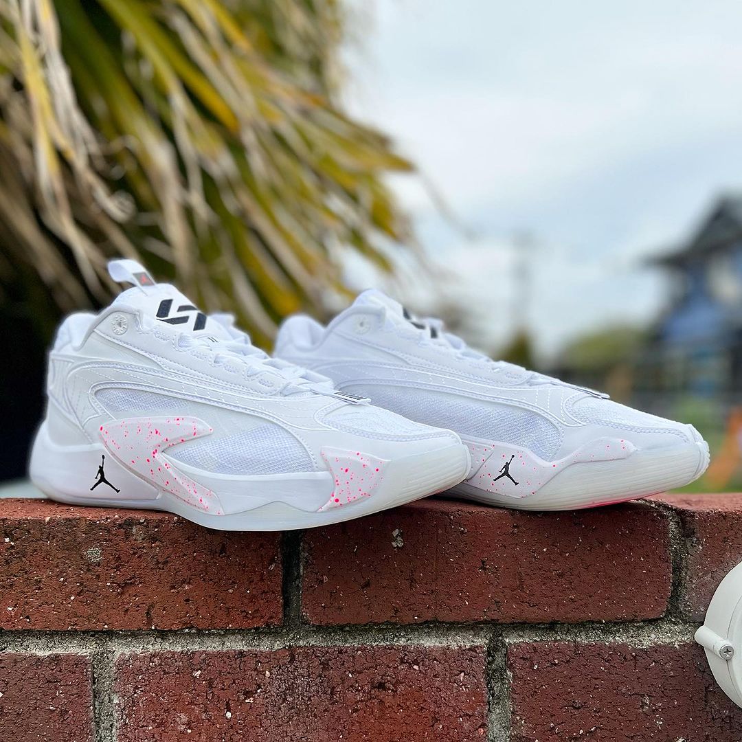 JORDAN LUKA 2 ナイキ ジョーダン ルカ 2 ドンチッチ 【MEN'S】 white