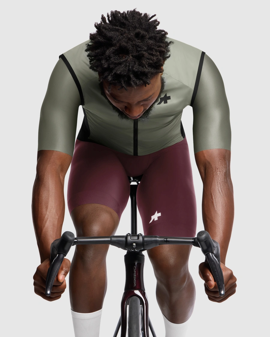 ASSOS〉MILLE GTS spring fall Vest S11 ベスト _BlackSeries | ASSOS