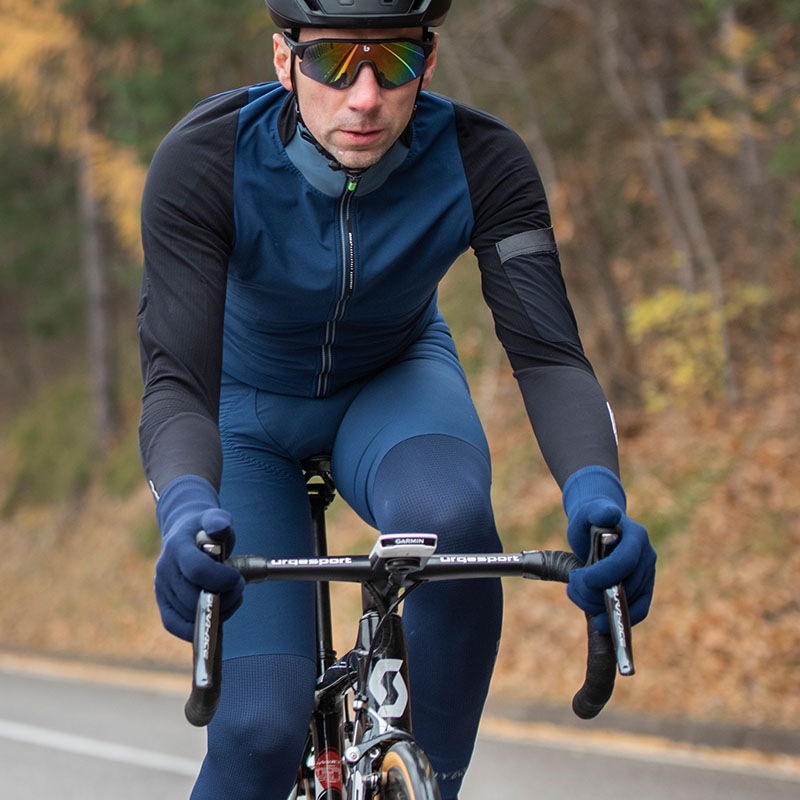 Q36.5〉ビブショーツ ウルフ 2.0 _Navy | Q36.5 | SUNNYSIDE松谷