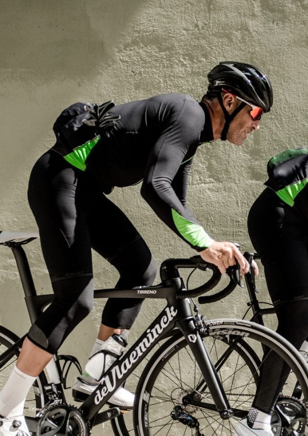 SALE〈Q36.5〉ウルフ ニー ウォーマー _Blackgreen | Q36.5