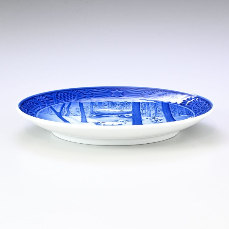 ロイヤルコペンハーゲン イヤープレート 2023年 令和5年 皿立て付き