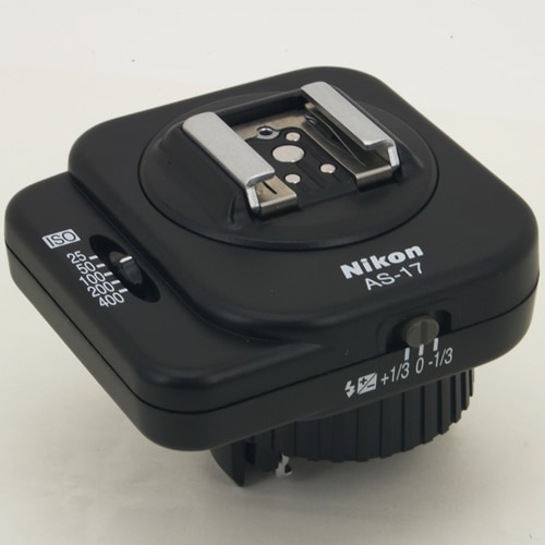 中古カメラ機材の通販専門店 Antiquary（アンティクアリィ）