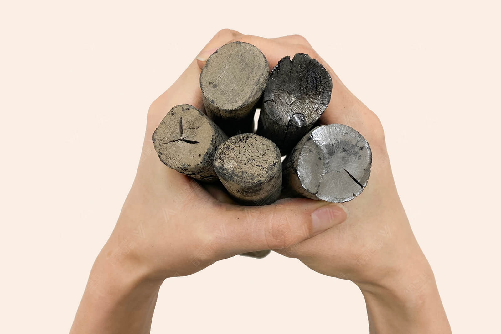 土佐備長炭 徳小丸 通販【こだわり品質・送料無料】｜朝内燃料