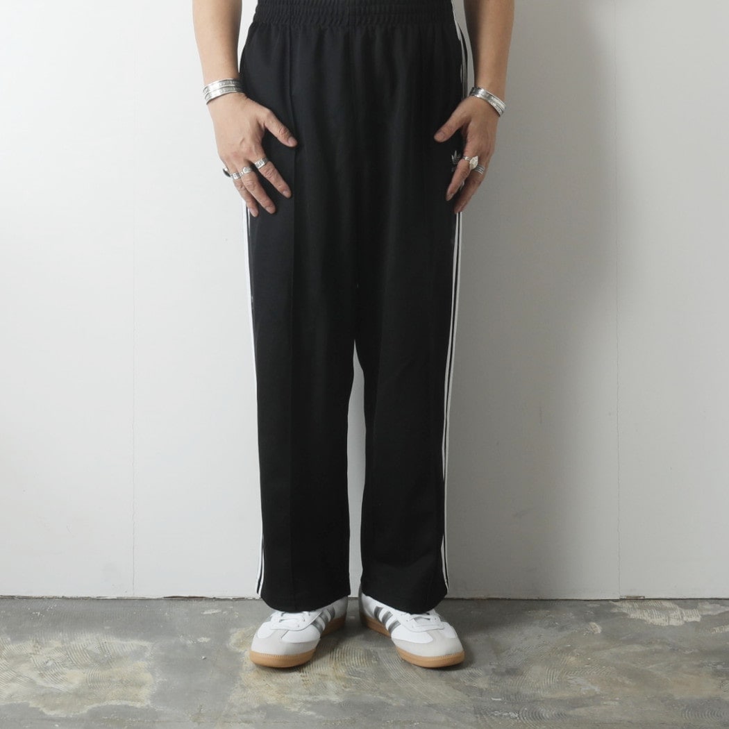 adidas BAGGY アディダス バギー トラックパンツ KLM58-IZ4801