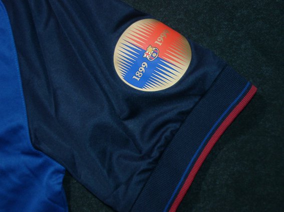 バルセロナ 100周年記念 半袖 ユニフォーム NIKE 復刻モデル | 完売