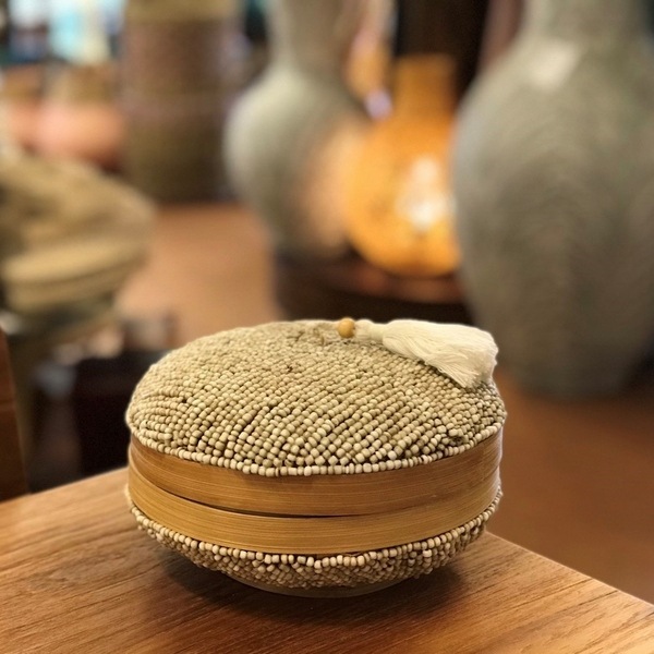 バリ島雑貨 ソカシ／蓋つき小物入れ／ビーズのソカシ／バンブー