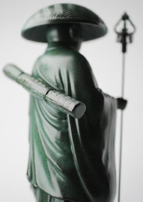 仏像】弘法大師（空海） - 総高24cm 青銅色 高岡銅器 | 日本の手技