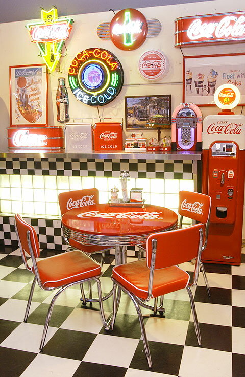 コカコーラ メタルチェア 4つ まとめ売り コカコーラ メタルチェア 4つ