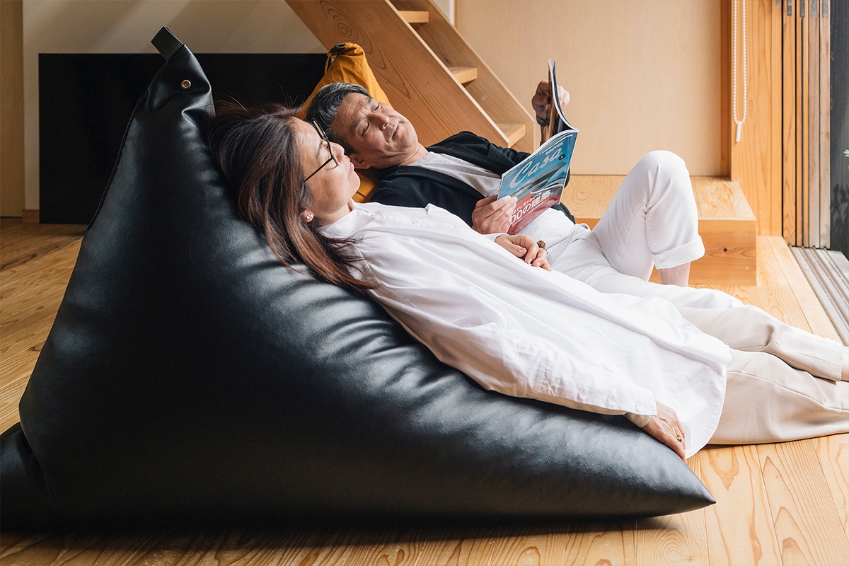 ビーズクッション 座椅子 「座・気まま」 合成皮革 (ビーズ直入れ