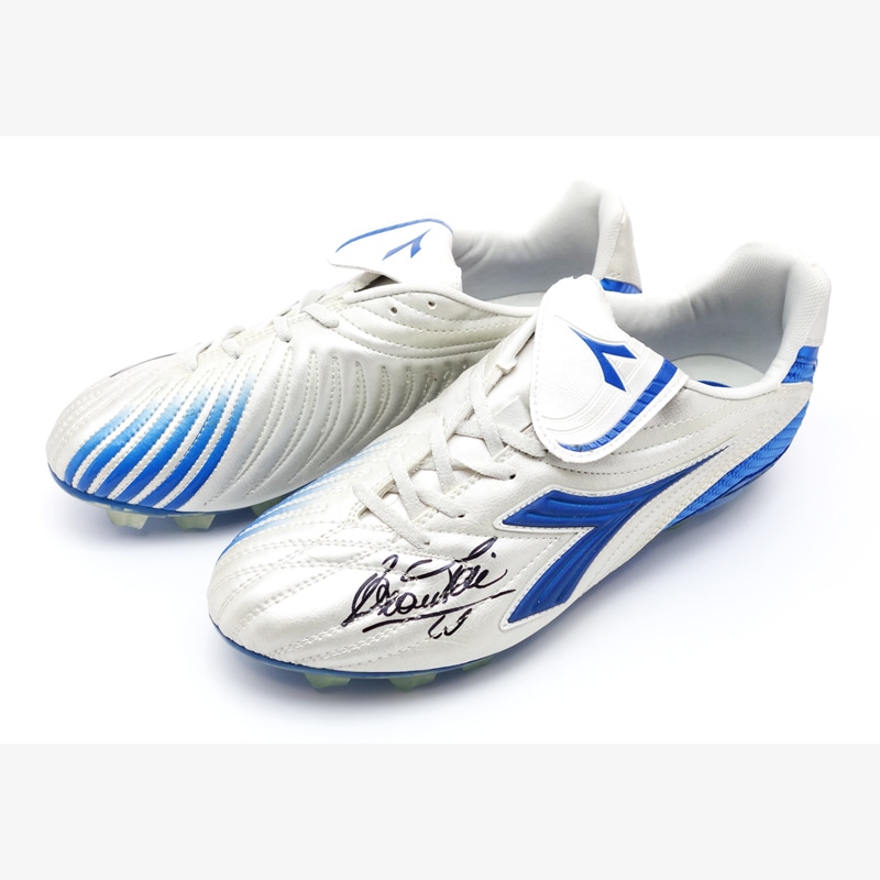 トッティ直筆サイン入り06/07スパイク (ディアドラ マキシマス