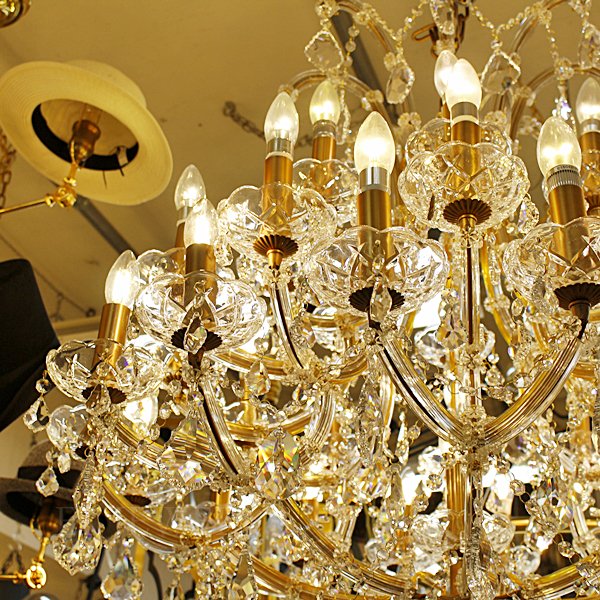 大型オーダークリスタルシャンデリア 33灯 ゴールド (Φ1000×H1100mm