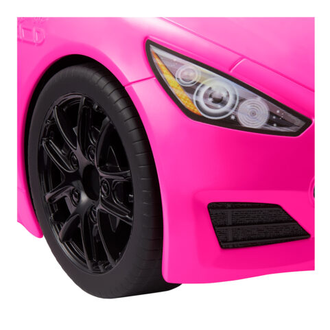 バービーとおでかけ！ ピンクのキュートなクルマ | 映画『バービー