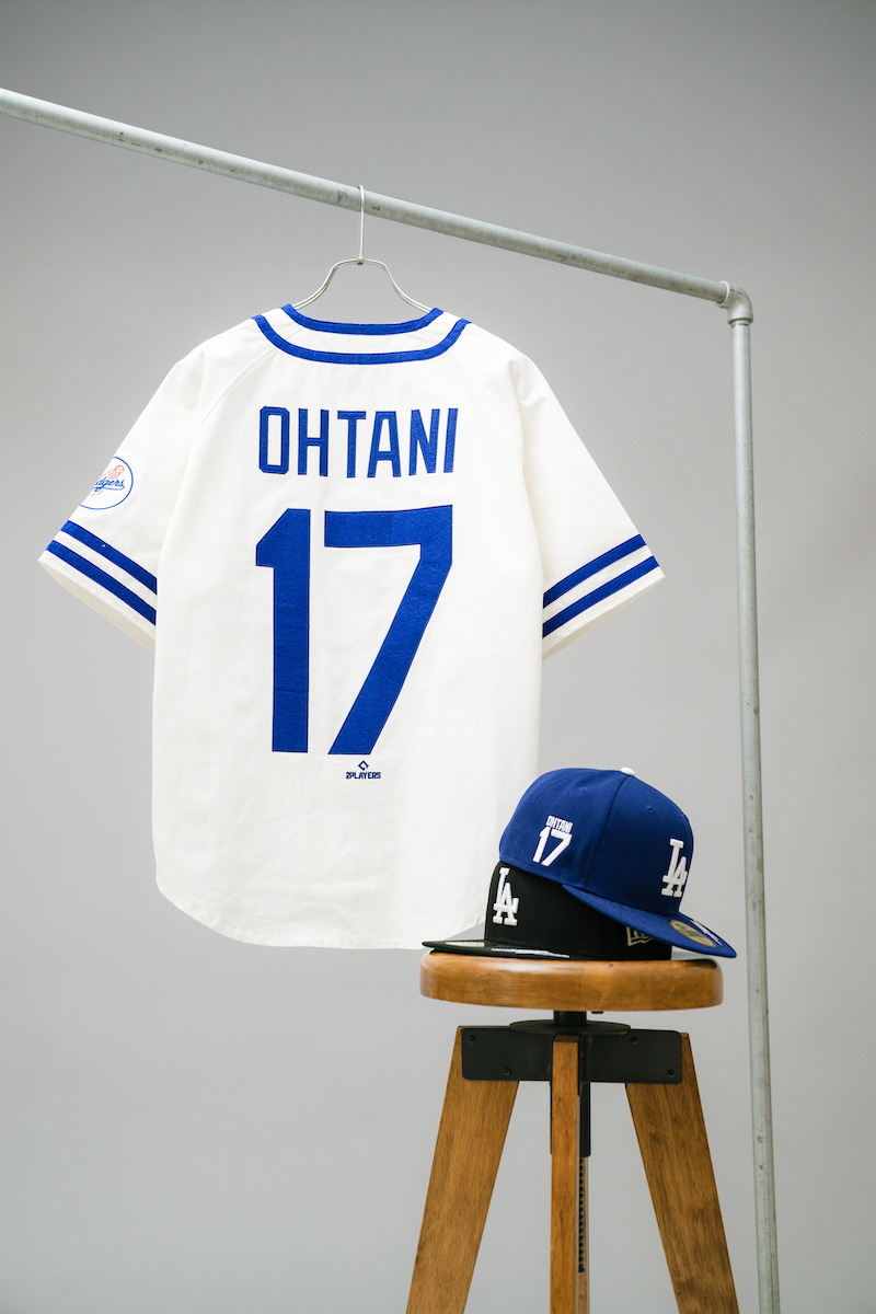 大谷翔平のベースボールシャツと「ニューエラ」キャップが抽選販売 街