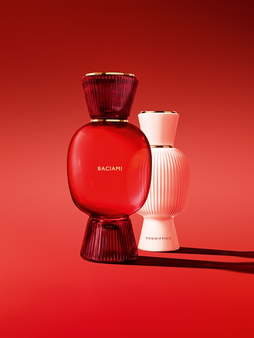 マグニファイング バニラ オードパルファム 1.35 oz/40 ml | ブルガリ
