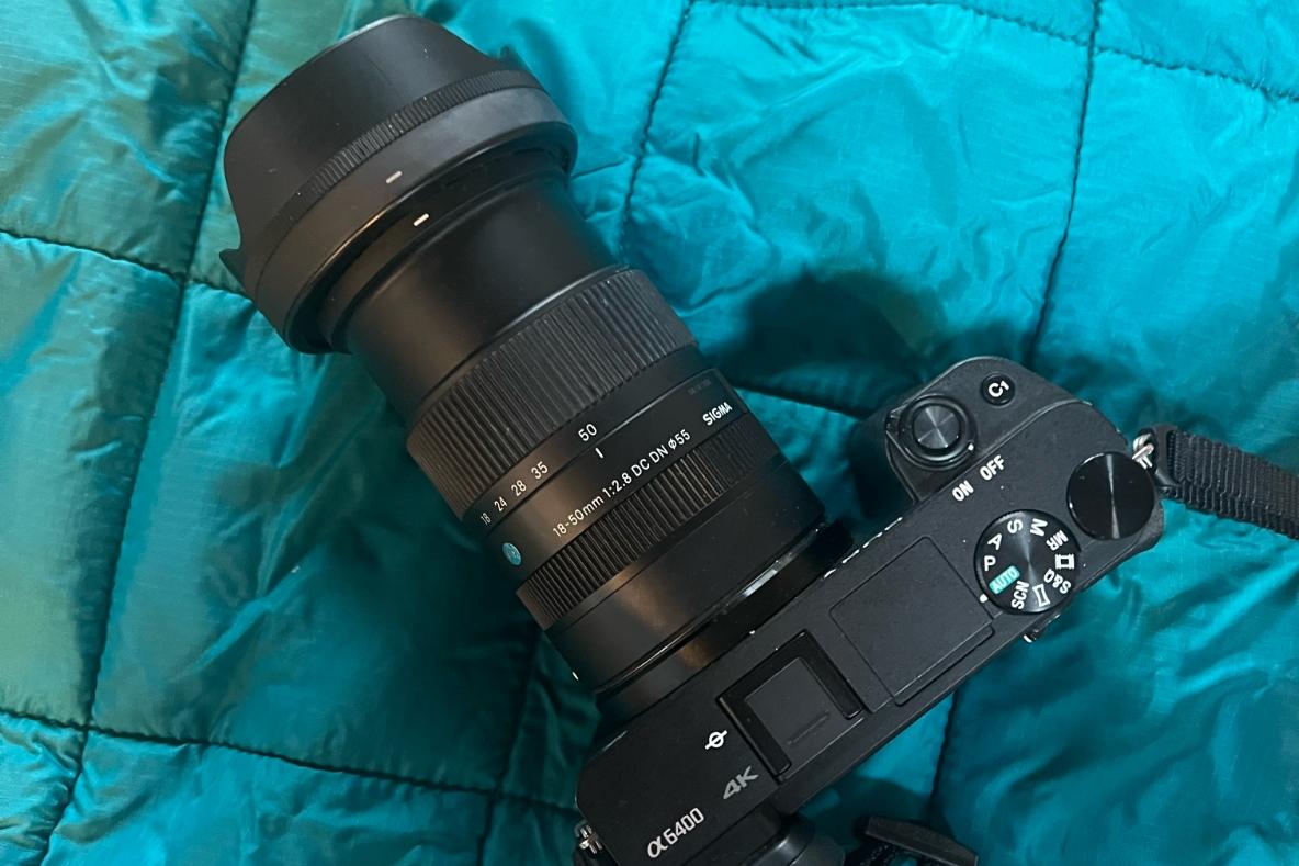 撮りたい瞬間を切り取れるSONYα c6400×SIGMAレンズ | ROOMIE（ルーミー）