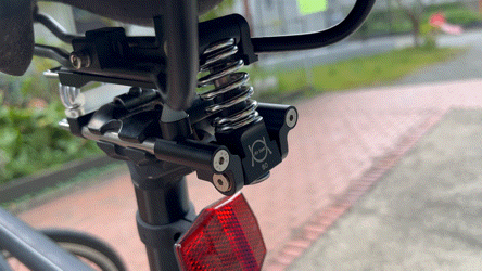 お尻の痛み、もう悩まない！ 「Air Seat」で硬い自転車サドルや段差