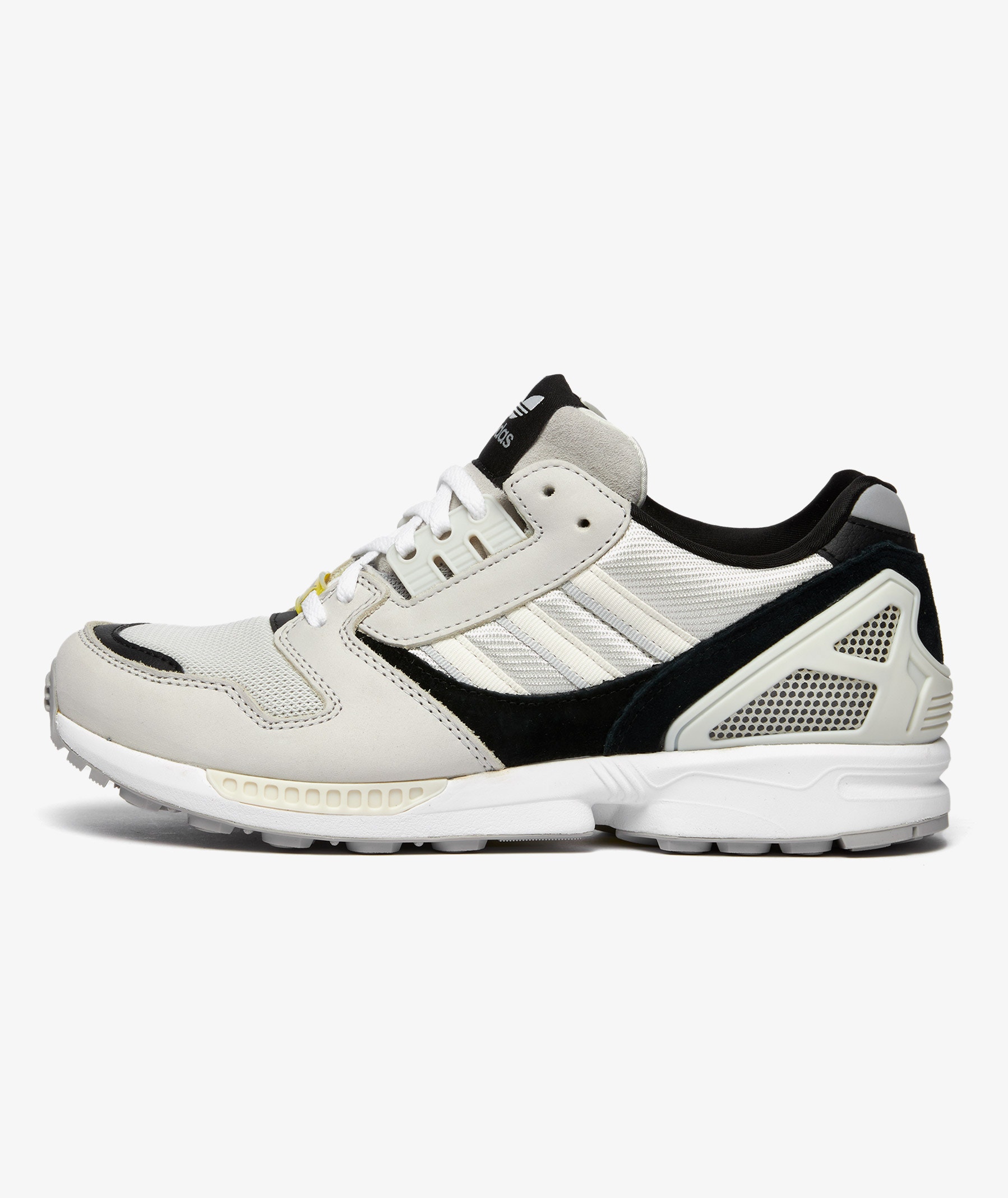 The Yeezy BOOST 350 V2 True Form Arrives This Weekend - H02123