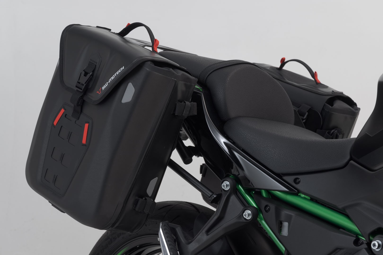 SysBag WP M/M bag system - Kawasaki Z 650 - SW-MOTECH - SW-MOTECH