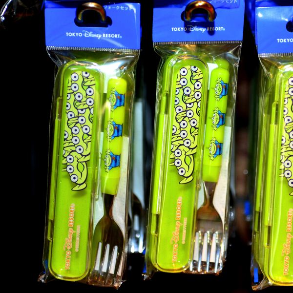 保冷剤やピックも！トイストーリーランチグッズのお土産 -