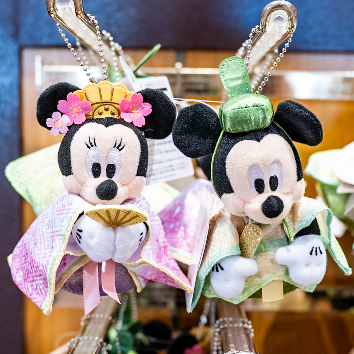 お内裏様、お雛様に扮したミッキーとミニー！東京ディズニーリゾート