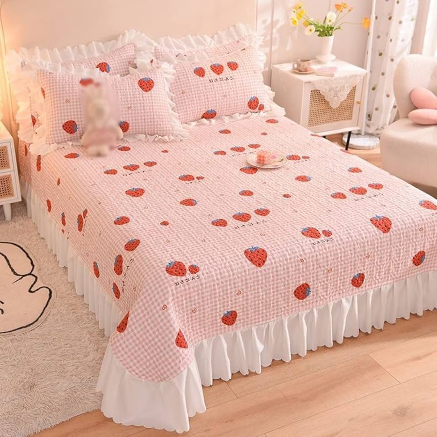 Amazon｜XCZYLいちご柄 ベッドシーツ ダブル 姫系 フリル付き ベッド