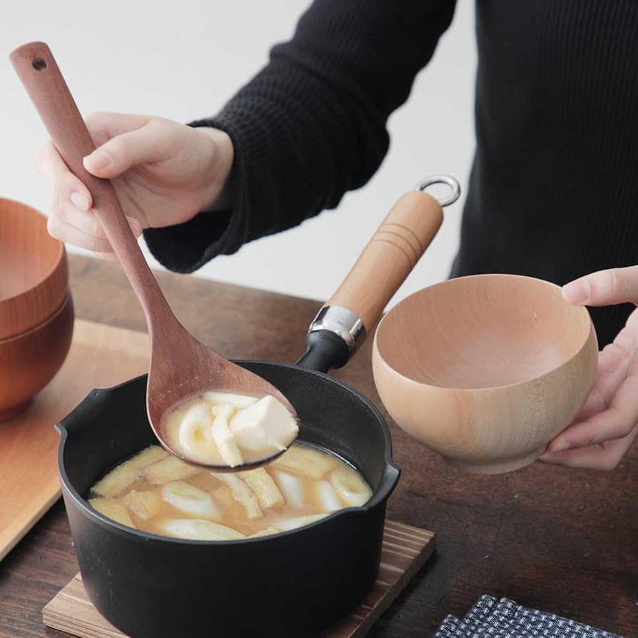 Amazon | 南部鉄器 まいにち鉄分摂取鍋 岩鋳 IWACHU 片手鍋 16cm 両口