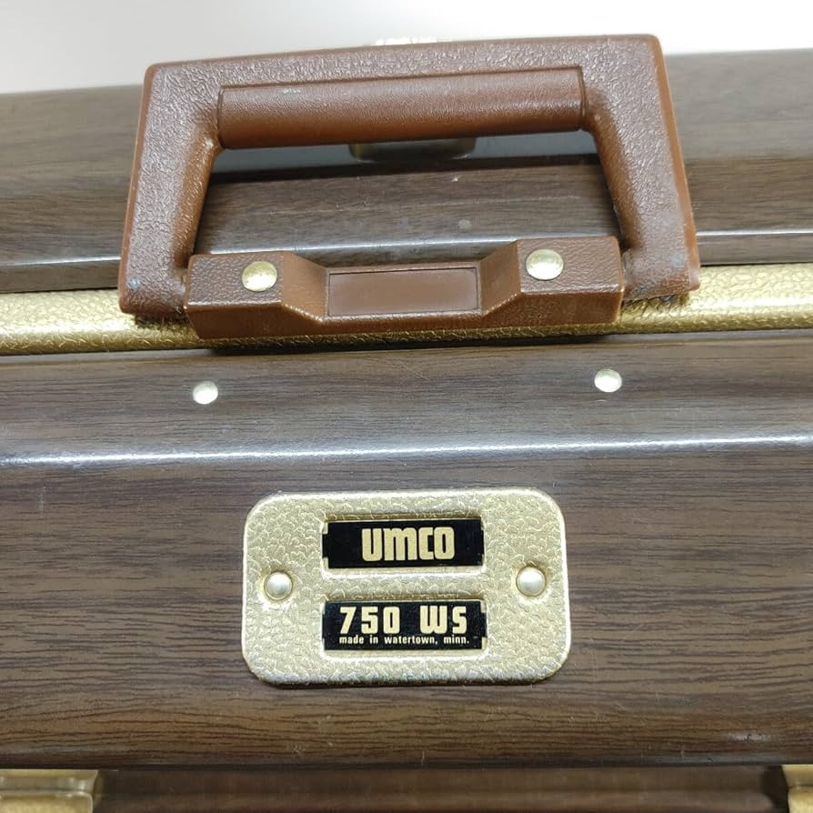 Amazon.co.jp: アムコ (UMCO)タックルボックス (レア)750 WS両開き4段