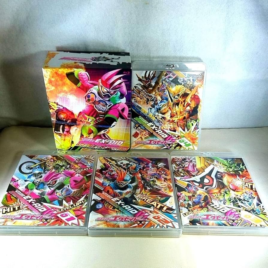 Amazon.co.jp: 仮面ライダーエグゼイド Blu-ray COLLECTION 全4巻