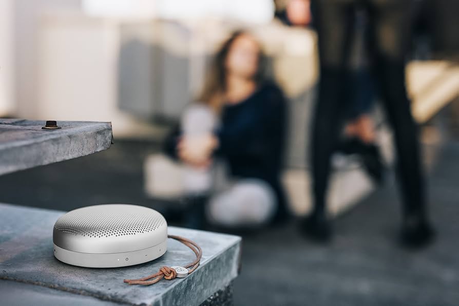 Amazon.co.jp: Bang & Olufsen ワイヤレススピーカー BeoPlay A1 通話