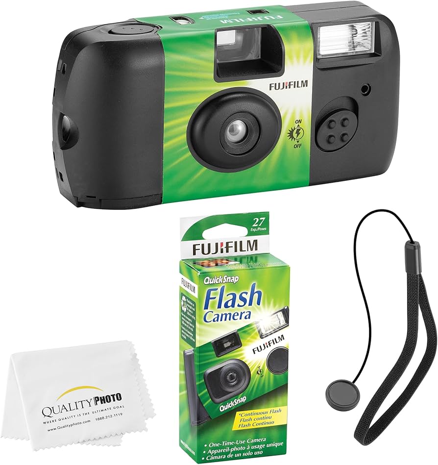 Fujifilm QuickSnap Flash 400 Disposable 35mm Camera (1 Pack) Bonus