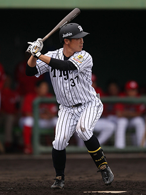 ニュース - ファーム - 森越祐人選手｢6月度ミズノ月間MVP(ファーム月間