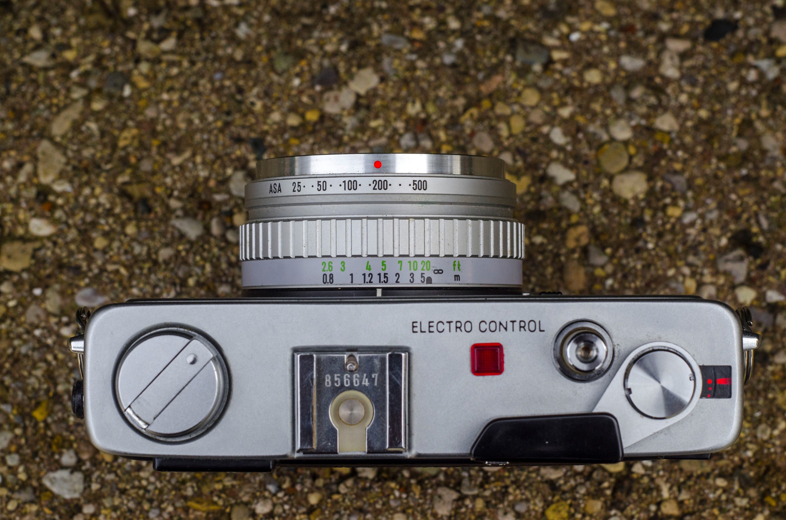 Minolta Hi-Matic E (1971) - mike eckman dot com