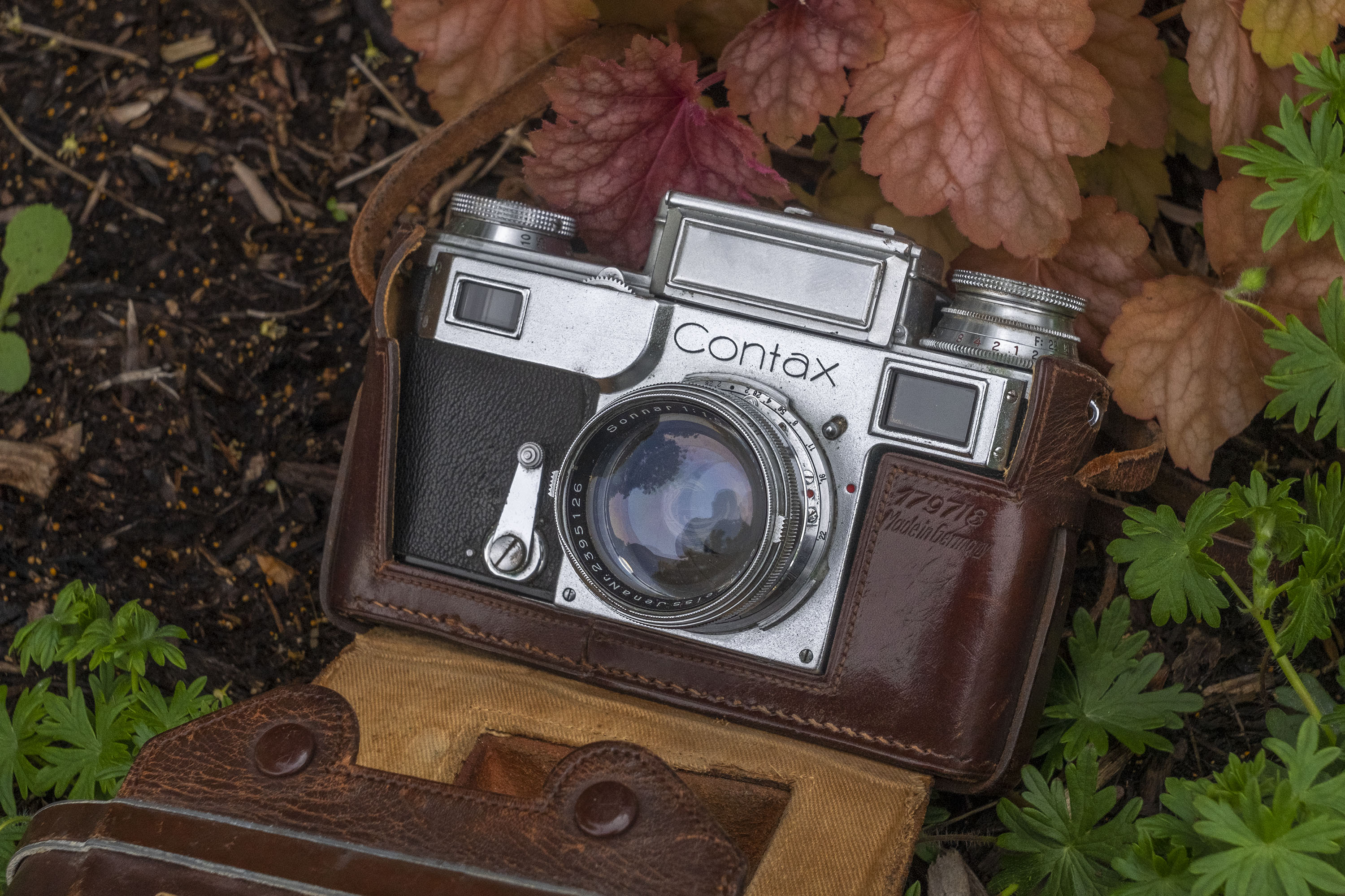 Zeiss-Ikon Contax III (1939) - mike eckman dot com