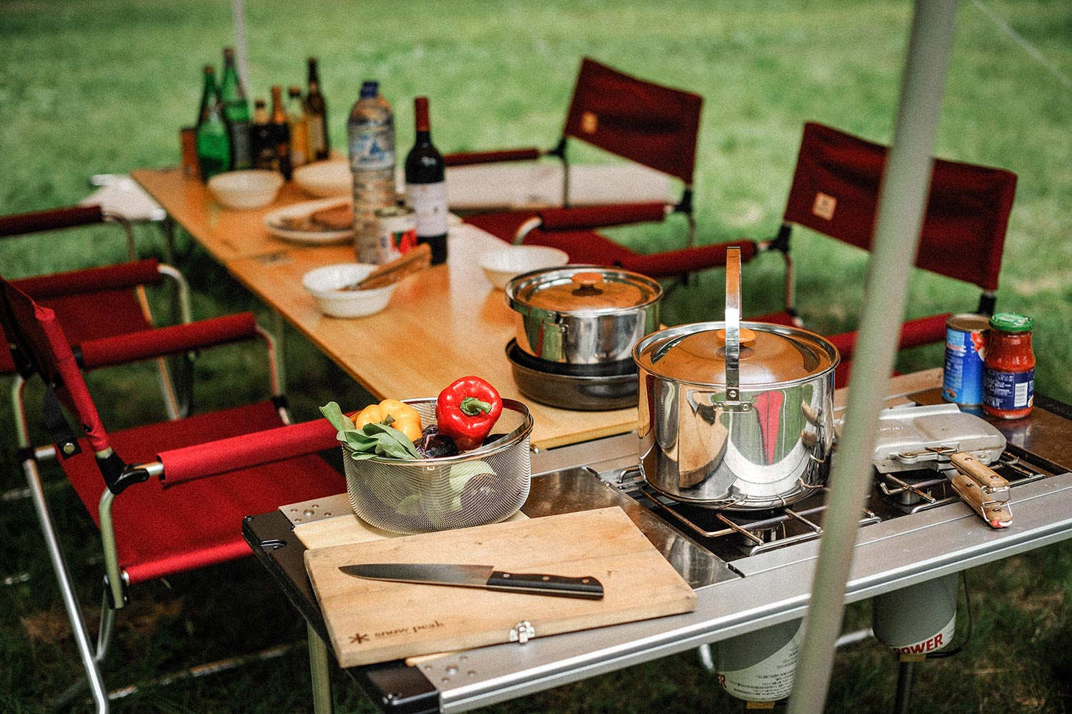 snow peak（スノーピーク）の IGT（アイアングリルテーブル） でおうち