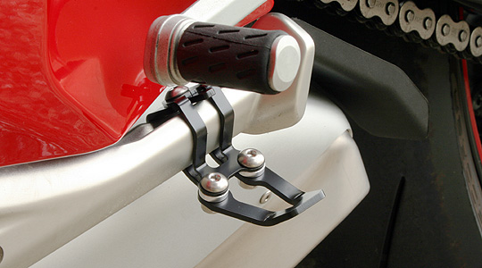 motocrazy.jp - 製品情報 - サイドスタンド アシストツール 1199 Panigale