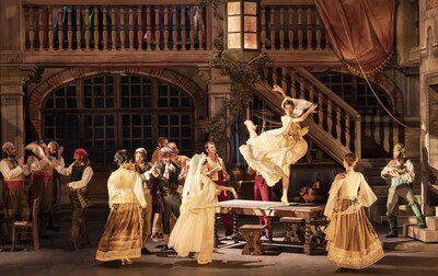 HISTORICALLY INSPIRED 'CARMEN' OPENS THE DALLAS OPERA'S 2025/2026