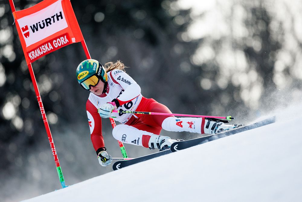 Sara Hector takes Red Jersey following sensational Giant Slalom