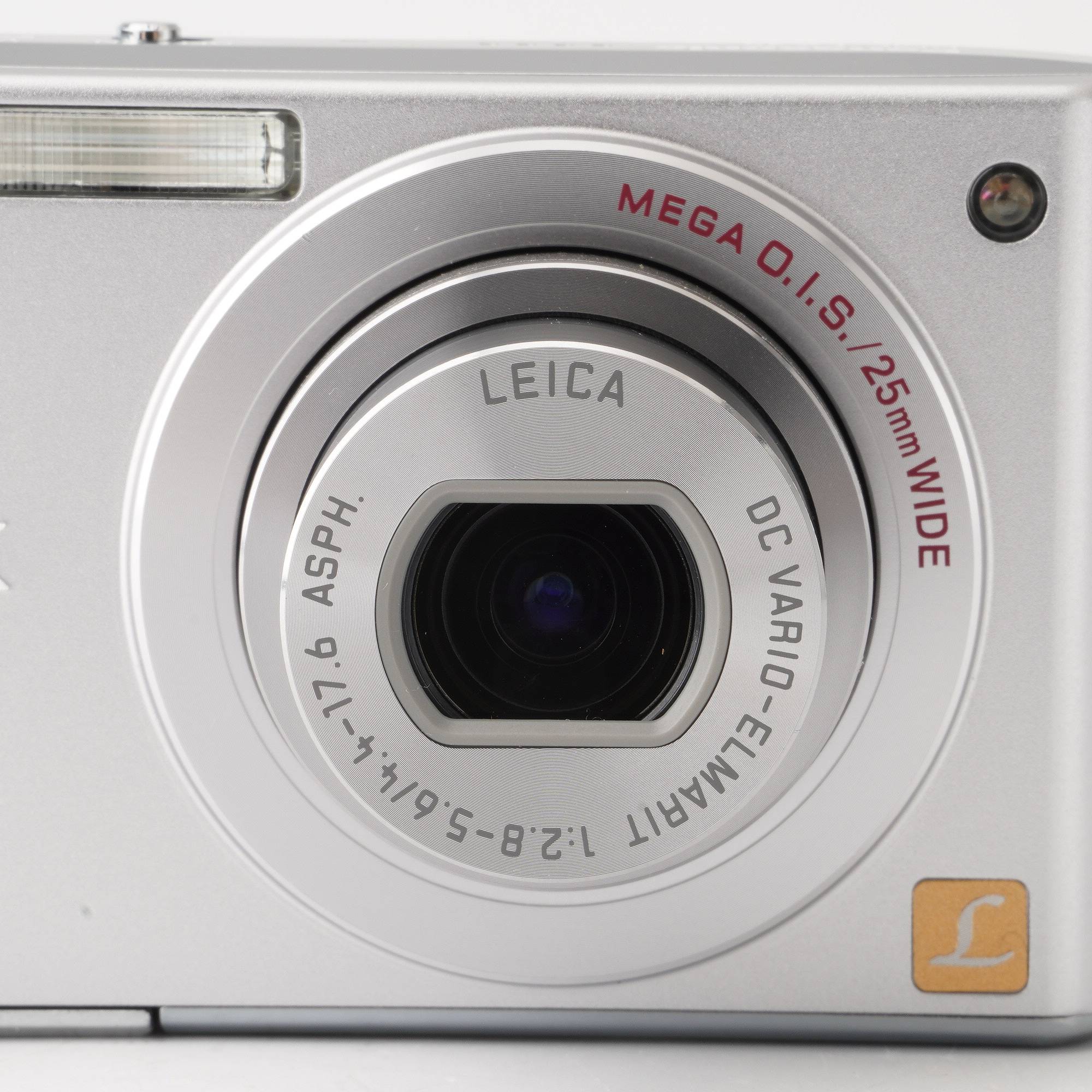 Panasonic LUMIX DMC-FX35 / LEICA DC VARIO-ELMARIT 25mm WIDE